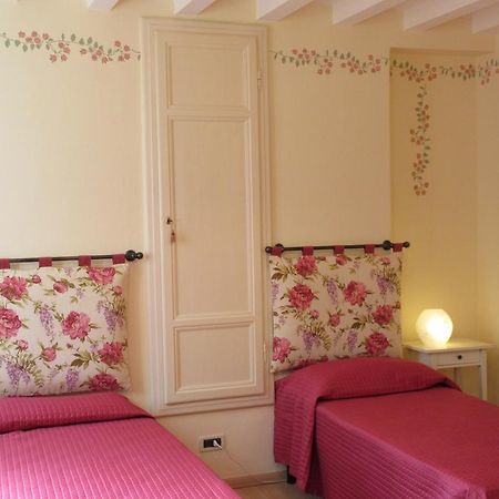 Mimì Apartment Lucca Phòng bức ảnh