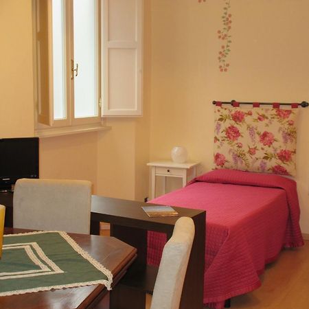 Mimì Apartment Lucca Phòng bức ảnh