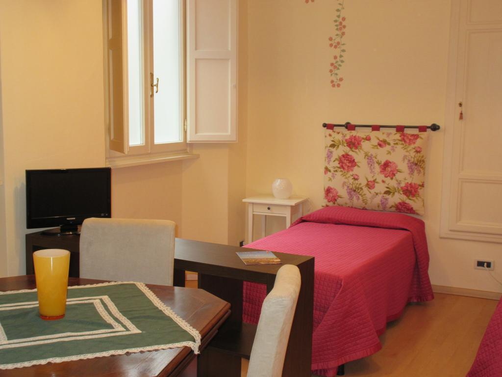 Mimì Apartment Lucca Phòng bức ảnh